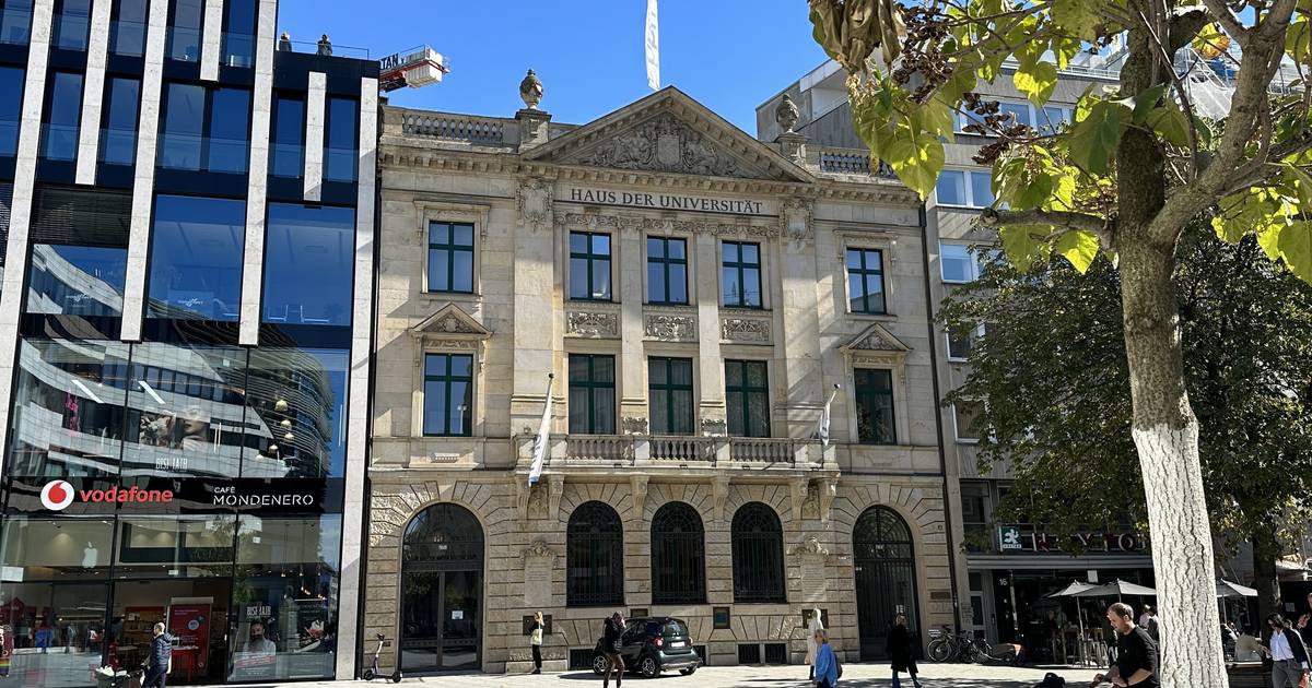 Carla Vistarini stellte ihr neues Buch im Haus der Universität Düsseldorf vor