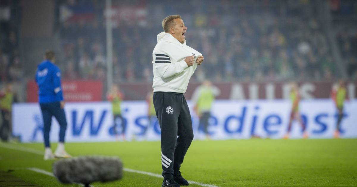 2 gegen Eintracht Braunschweig und Fan-Spott