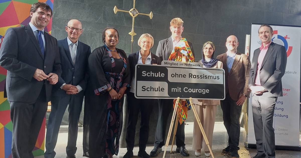 Pflegeschule wird Schule mit Courage