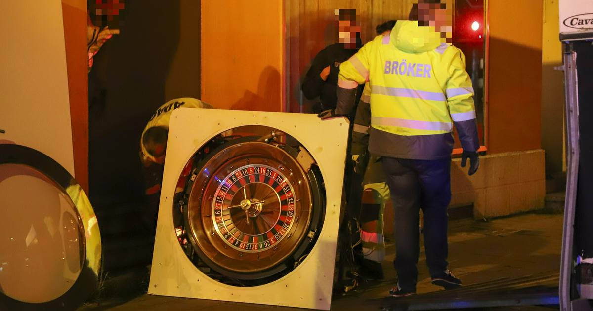 Zwei Männer wegen illegalen Glücksspiels angeklagt