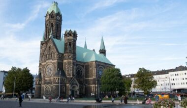 Spitze der Hauptkirche Rheydt wird bald aufgesetzt nach Sanierung in Mönchengladbach