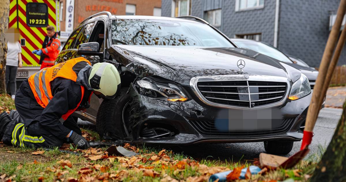 Ein Mensch leicht verletzt nach Verkehrsunfall in Wuppertal