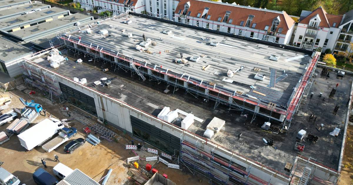 Richtfest für Sporthalle an der Redinghovenstraße