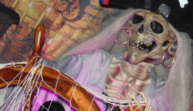 zwei schaurige Halloween-Häuser in Beckrath und Gerkerath