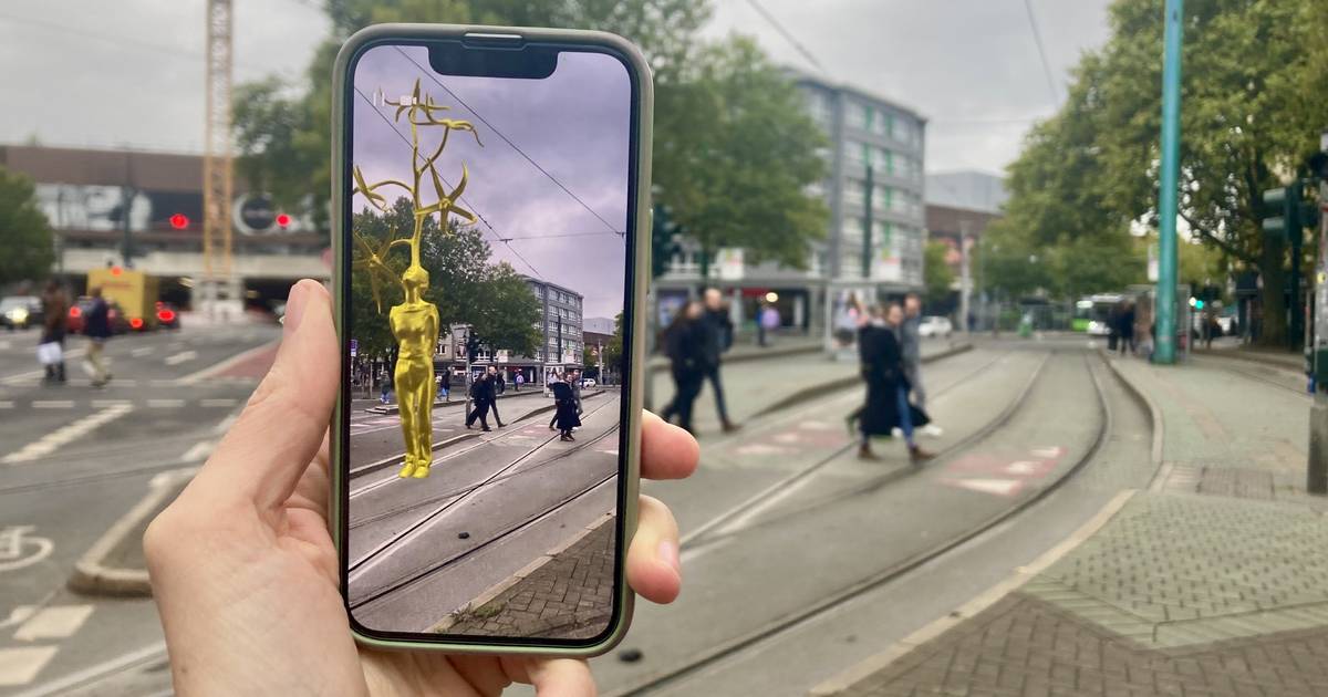 Acht Meter hohe virtuelle Skulptur