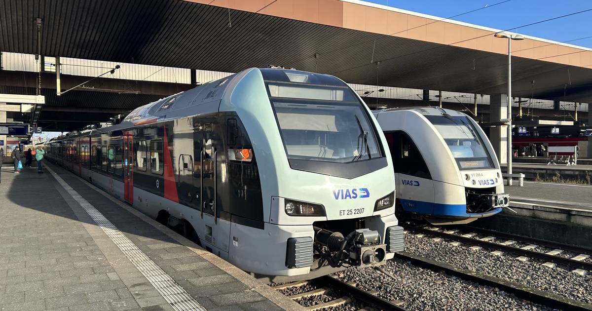 VIAS über nimmt Linie S8