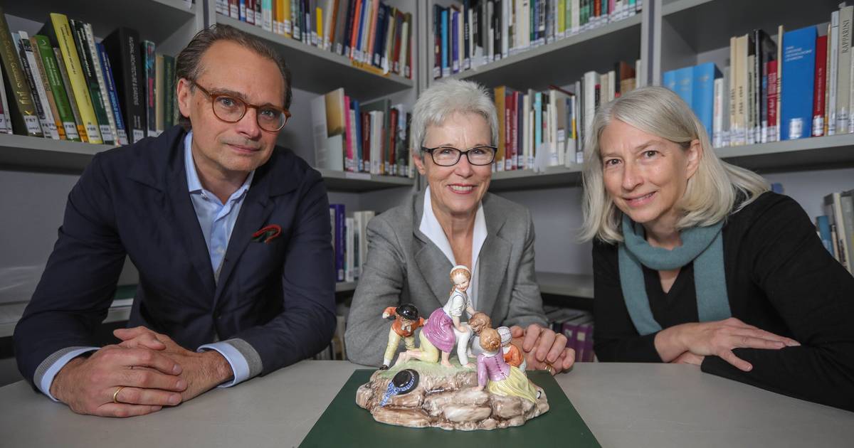 Neue Figurengruppe für die Porzellansammlung in Schloss Benrath