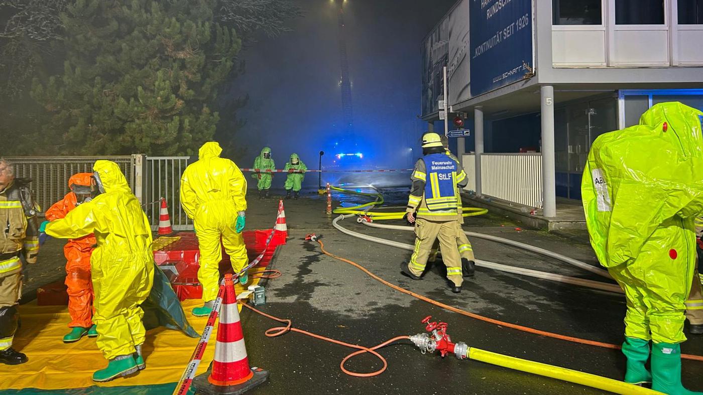 Zwei Leichtverletzte nach Chemieunfall im Landkreis Aschaffenburg