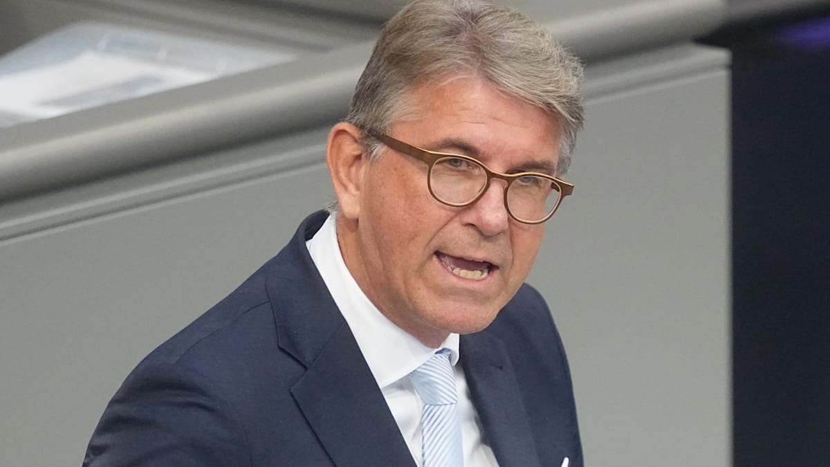 Kulturstaatsminister: „Wirkt politisch links geneigt“ – Weimer beklagt Einseitigkeit beim öffentlich-rechtlichen Rundfunk