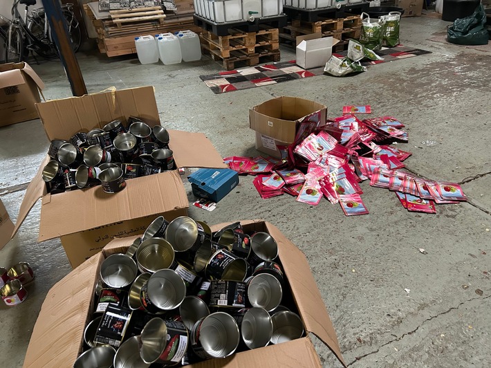 ZOLL-E: Staatsanwaltschaft Münster und Zollfahndung Essen-Drei auf einen Schlag- illegale Shisha-Tabak- und Zigaretten-Produktion ausgehoben- über drei Kilogramm Captagon sichergestellt- eine Person in Haft