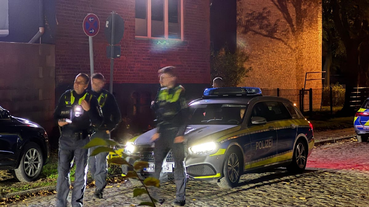 Zwei Männer durch Schüsse in Hamburg schwer verletzt