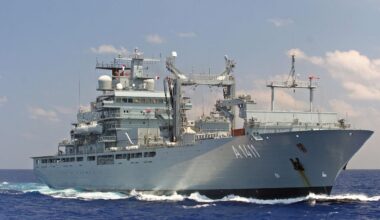 Mitten auf dem Atlantik: Infektionskrankheiten auf Marineschiff ausgebrochen | News