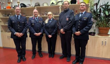 Der neue Vorstand beim Feuerwehrverband Halle e.V.  wurde am Donnerstagabend gewählt. Im Vorstand sind: Von links - Daniel Schöppe, Andy Ziems, Constanze Radam, David Faatz und Michael Schiedewitz.