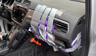 Wagen defekt, Gebäude bröckeln: So Schrott ist Berlins Polizei | Regional