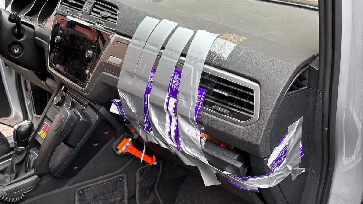 Wagen defekt, Gebäude bröckeln: So Schrott ist Berlins Polizei | Regional