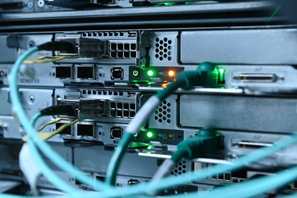 Die Stromversorgung ist eine der größten Herausforderungen. Die Rechner werden immer kleiner und effektiver, verbrauchen aber immer mehr Energie.