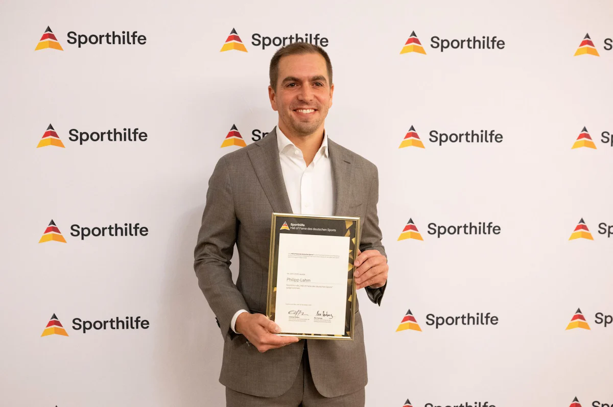 Hall of Fame - Lahm wünscht sich Olympische Spiele in Deutschland - Sport