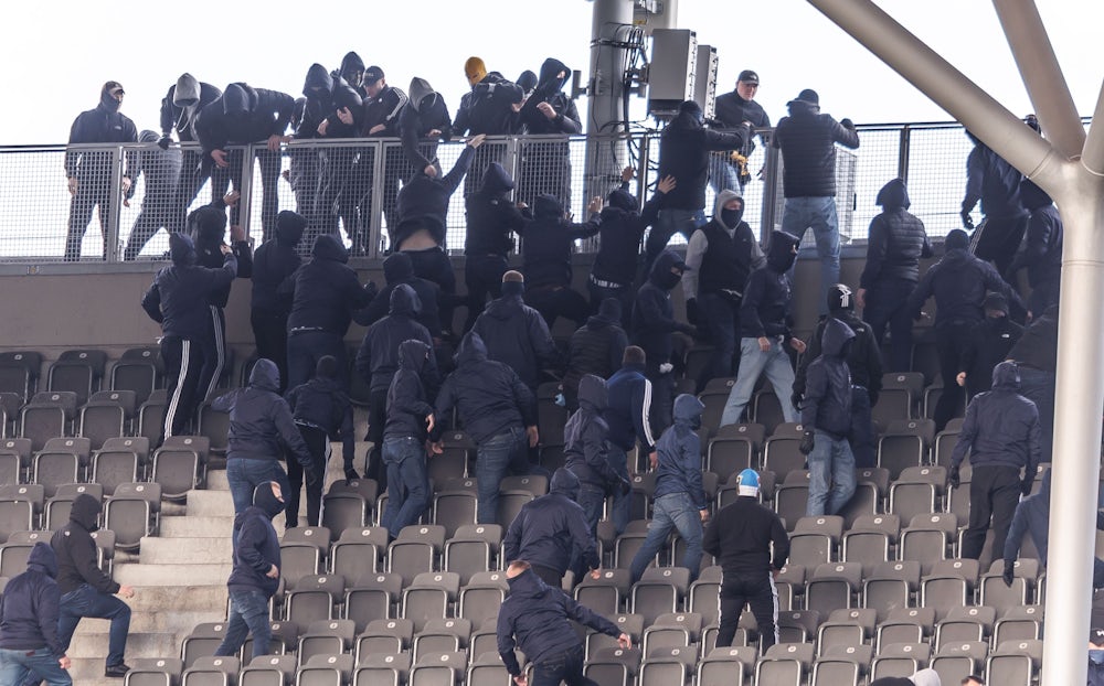 Hooligans am Samstag im Berliner Olympiastadion.