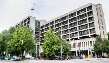 Prozess in München: Mann schubst Einkaufswagen auf den Mittleren Ring - München