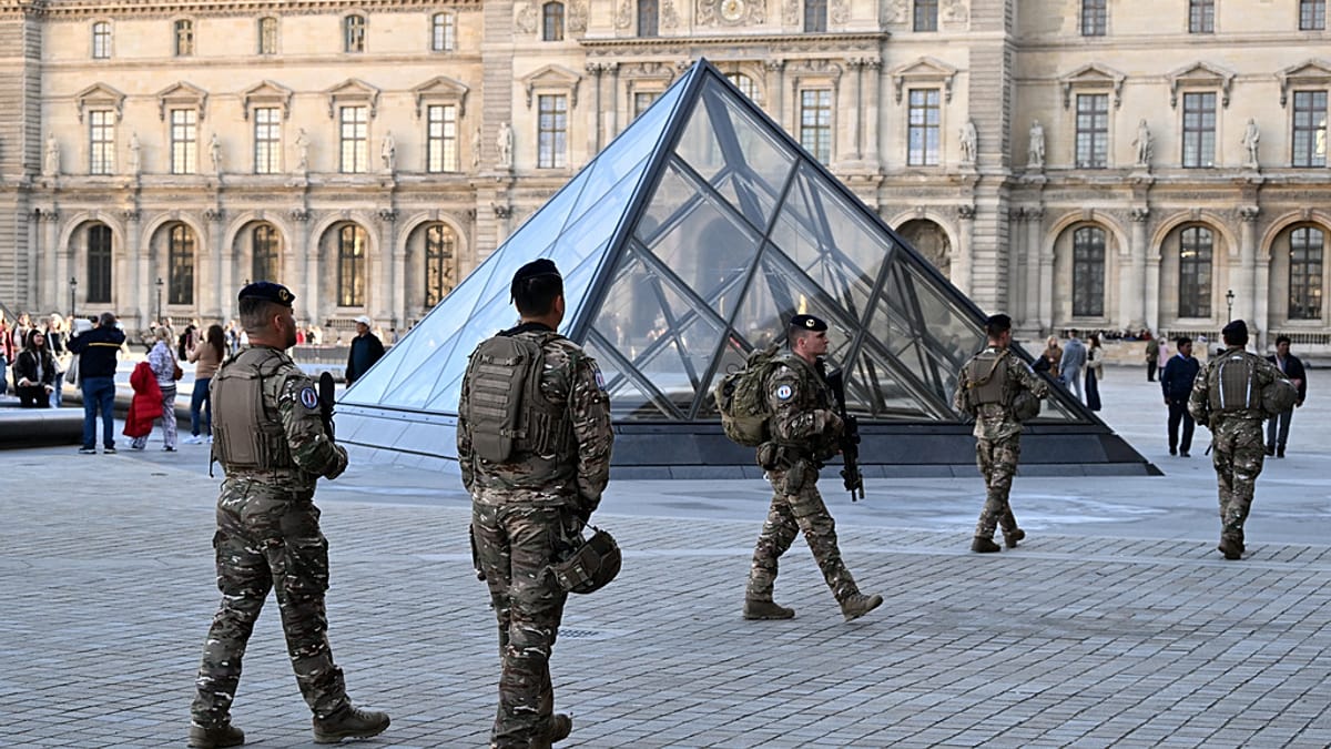 "Raub des Jahrhunderts" im Louvre: Neue Anklagen und schwere Vorwürfe gegen das Museum