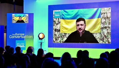 Selenskyj: Orbáns Veto gegen EU-Beitritt der Ukraine stärkt Putin