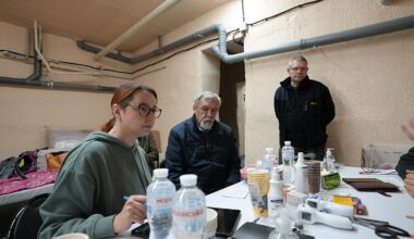 Ukraine: Drohnen machen Jagd auf deutsche Ärzte und Angelina Jolie