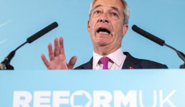 Reform UK auf dem Vormarsch – Farages Partei gewinnt in Armenvierteln