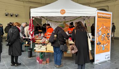 Weihnachtsdekotauschaktion am Elisenbrunnen - Euregio Aktuell