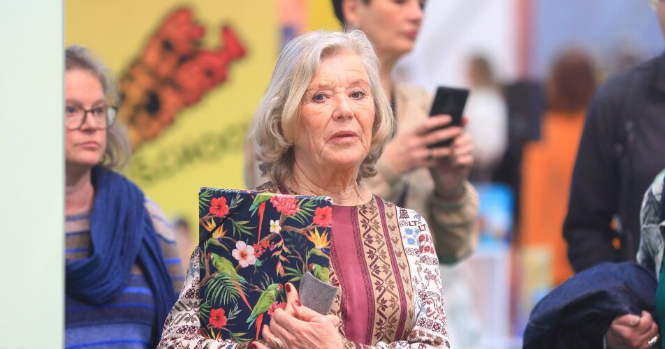 "Forsthaus Falkenau"-Star Jutta Speidel verliert den Lappen nach Polizeikontrolle – sie bittet um Spenden