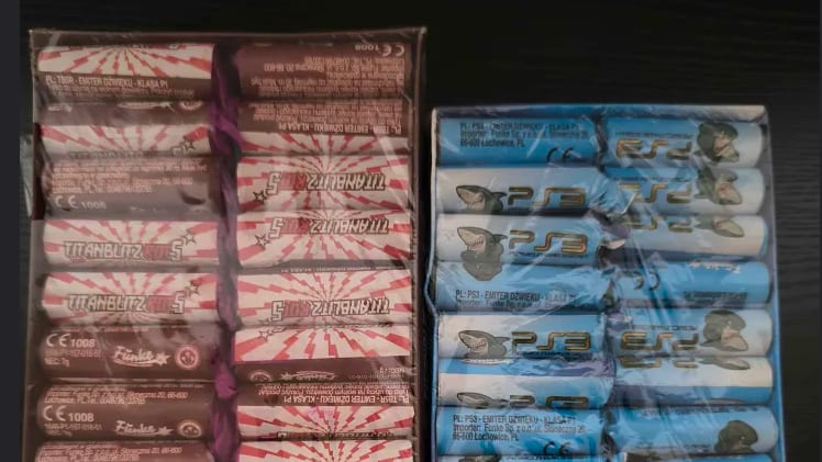 Berlin: Polizei beschlagnahmt 800 Kilo illegales Feuerwerk | Regional