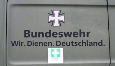 Die Bundeswehrübung findet auch im U-Bahnhof Jungfernheide statt. (Symbolbild) Foto: Jens Kalaene/dpa