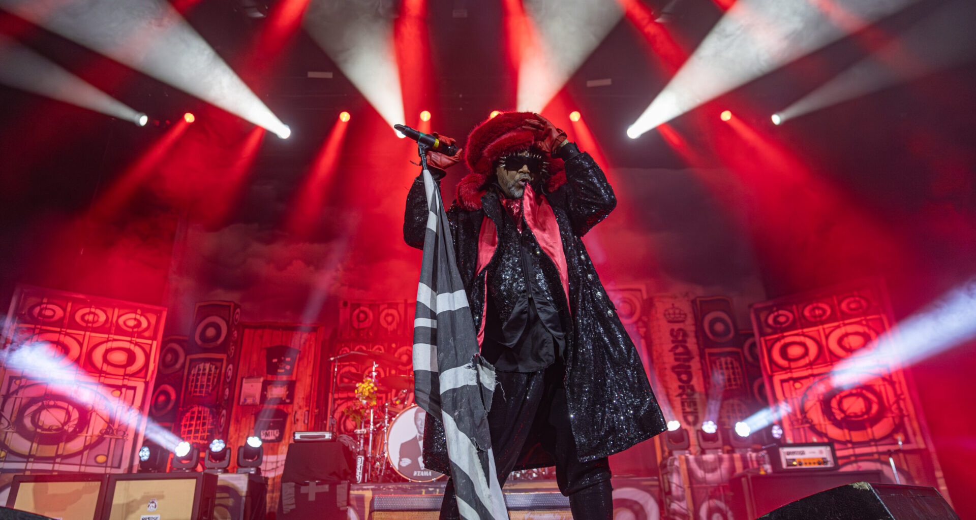 Energie, Nostalgie und absolute Abriss-Stimmung: Sickret, Alien Ant Farm und Skindred im Schlachthof Wiesbaden