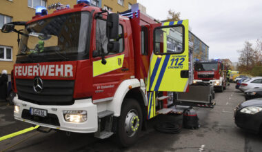 Defekte Mikrowelle löst Wohnungsbrand in Chemnitz aus: Feuerwehr im Einsatz