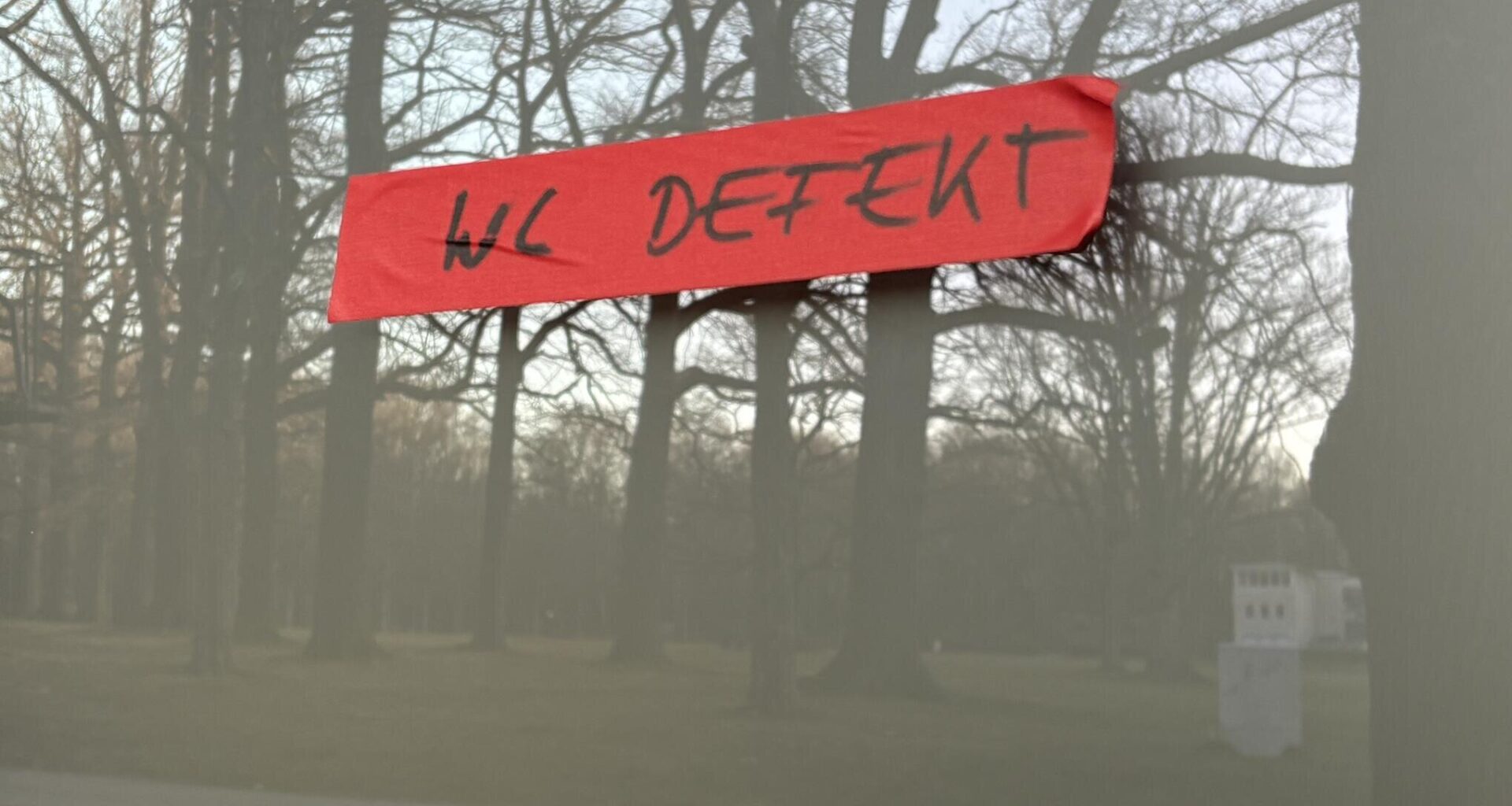 Vandalismus legt WCs im Regionalexpress von Dresden über Freiberg nach Hof lahm