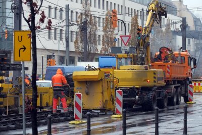 Baustellen-Update für Chemnitz: Diese Bauprojekte bremsen ab Montag den Verkehr aus - Ab Montag müssen sich Verkehrsteilnehmer auf neue Einschränkungen einstellen.