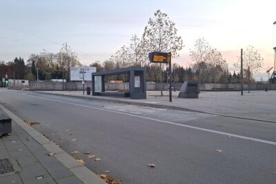 Achtung: Superblitzer steht wieder an dieser tückischen Stelle in Chemnitz - Im Chemnitzer Stadtteil Bernsdorf steht in der 20er Zone wieder der Superblitzer.