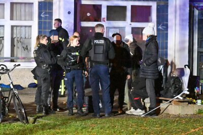 Mann bei Auseinandersetzung in Leipzig schwer verletzt - Die Hintergründe sind bislang unklar.