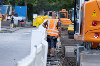 Staugefahr in Chemnitz: Neue Baustellen bremsen ab Montag die Autobahnzubringer aus - Neue Baumaßnahmen bremsen ab Montag den Chemnitzer Verkehr aus.