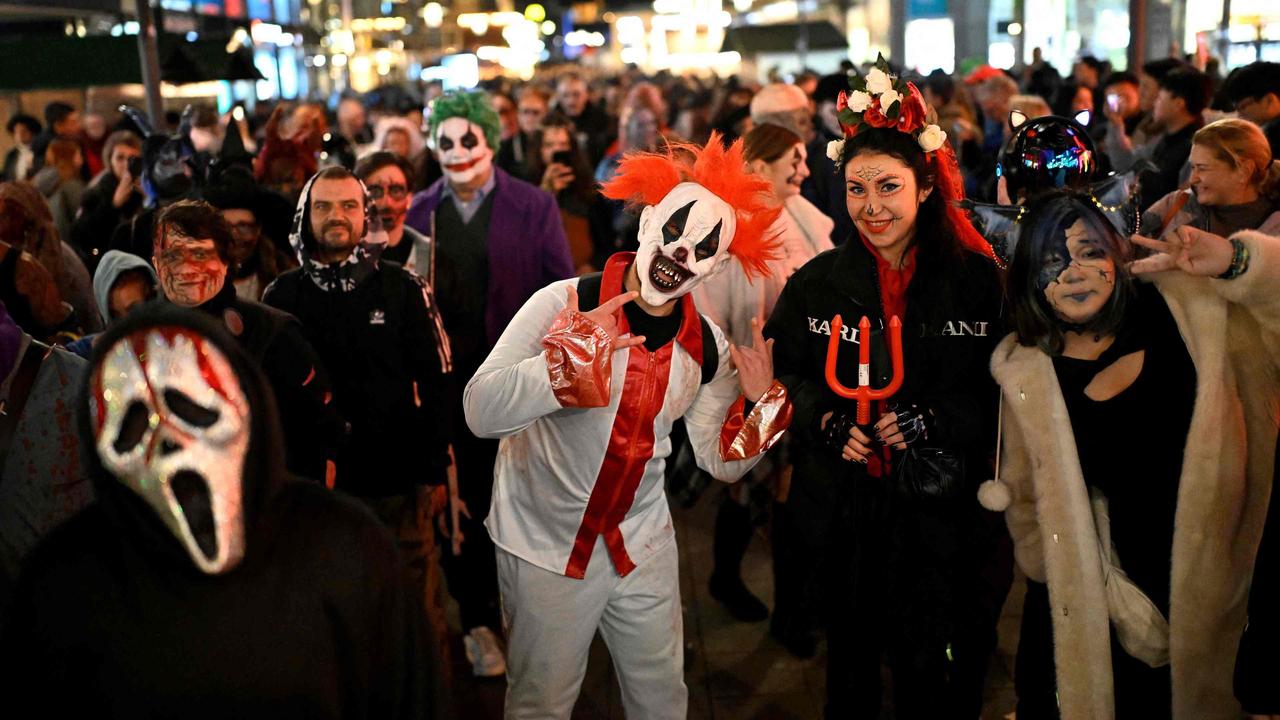 Nordrhein-Westfalen: Geister, Zombies und Monster: So hat NRW Halloween gefeiert