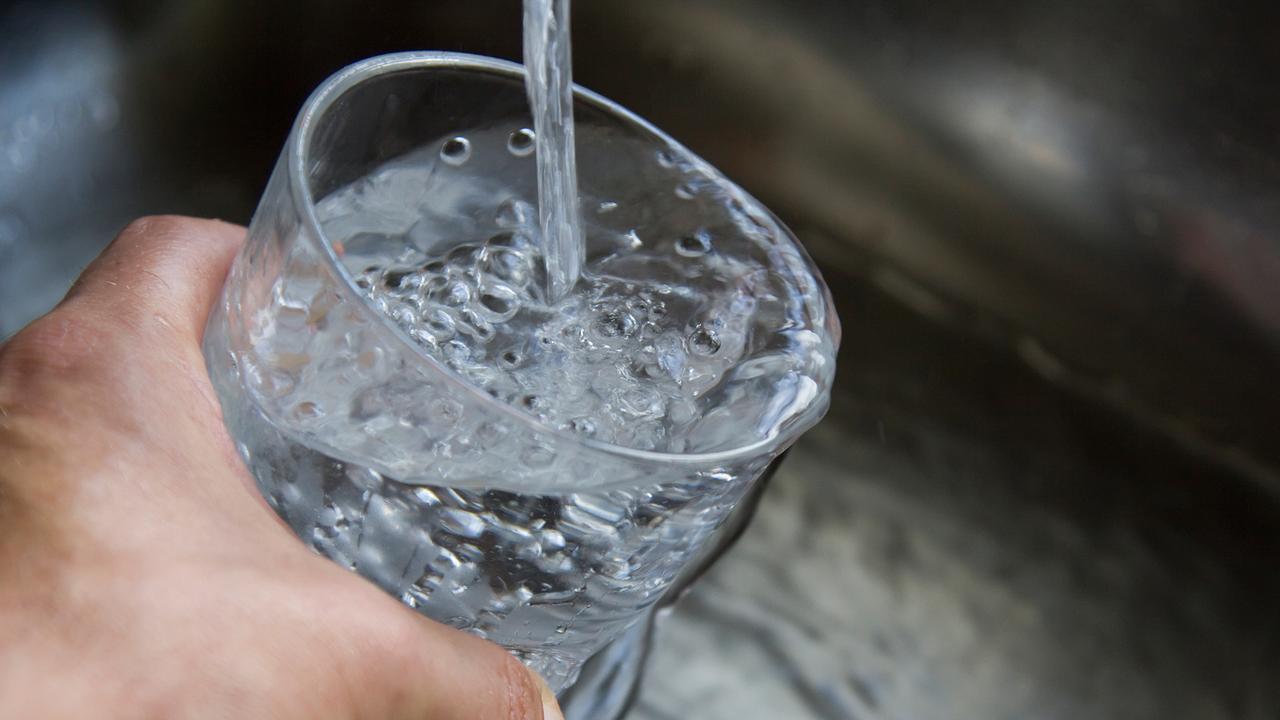 Hessen: Trinkwasser in Wiesbaden muss weiter abgekocht werden