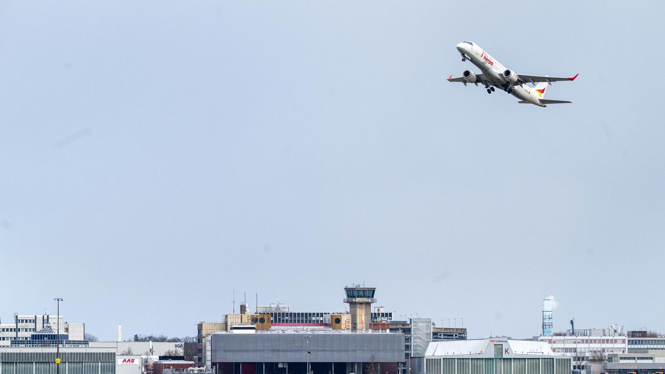 Flughafen: Flugverkehr an Bremer Flughafen wegen Drohne unterbrochen