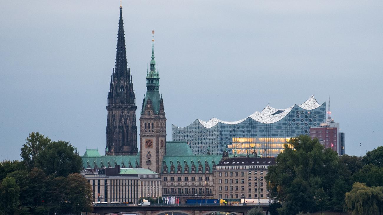 Elbvertiefung: Der tägliche Newsletter aus Hamburg: Wir sagen danke für 10 Jahre Elbvertiefung!