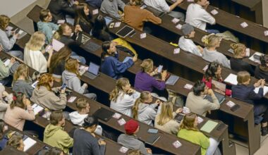 Wissenschaft – Kürzungen an Berliner Unis: Zähneknirschend unterschreiben