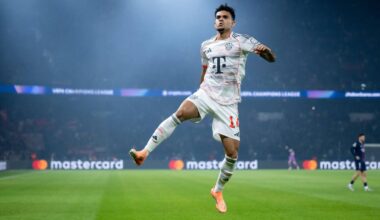 Diaz trifft doppelt und fliegt - Bayern triumphieren in Paris