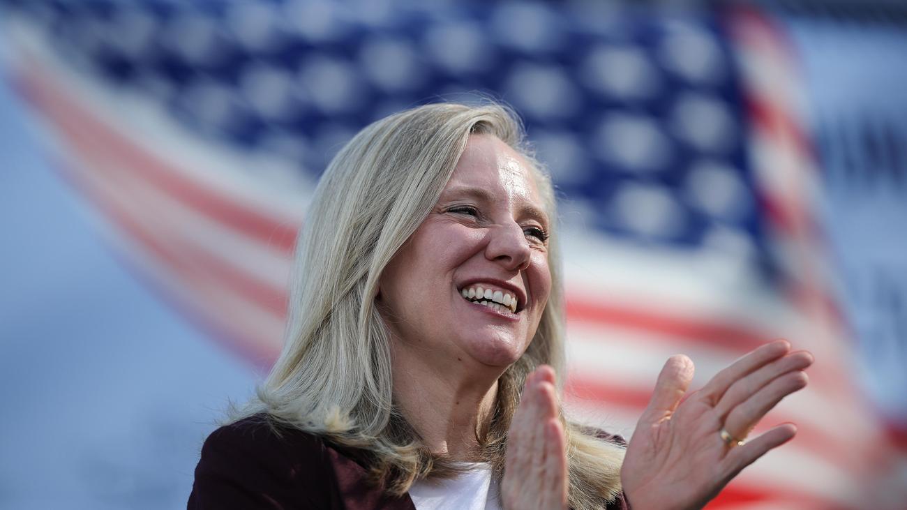 Wahlen in den USA: Demokratinnen gewinnen Gouverneurswahlen in Virginia und New Jersey