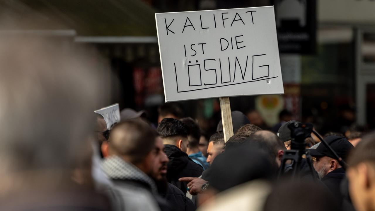 Innenminister verbietet Gruppierung "Muslim Interaktiv"