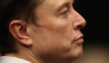 Tesla: Tesla-Aktionäre genehmigen Musk Vergütung von 878 Milliarden US-Dollar