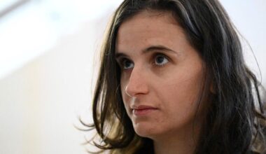 Julia Simon nach Verurteilung für einen Monat gesperrt