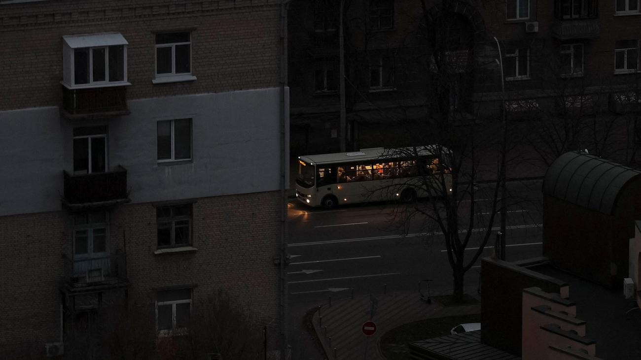 Krieg gegen die Ukraine: Stromausfälle in der Ukraine nach großflächigen Luftangriffen