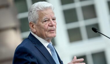 Antisemitismus und Israelfeindlichkeit: Gauck mahnt zu Wachsamkeit bei Antisemitismus aus arabischem Raum